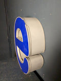 eee Leuchtbuchstabe mit Beschädigungen   /
