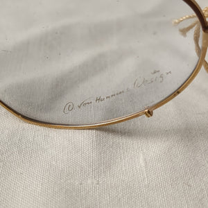 128. Damenbrille von Q hunnius design 24 Karat vergoldet