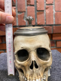 Totenkopfkrug Studentica