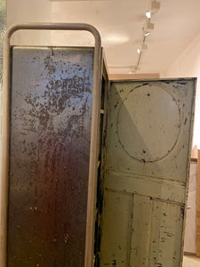 Kleiderschrank Industrial Medizinschrank 60er 70er