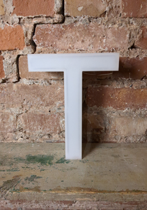 TTT Leuchtbuchstabe  /