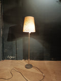 Stehlampe  /