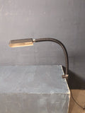 Schreibtisch Lampe schwenkbar im alle Richtungen  /