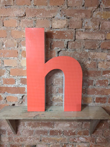 hhh Leuchtbuchstabe  /