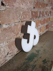 JJJ Leuchtbuchstabe  /