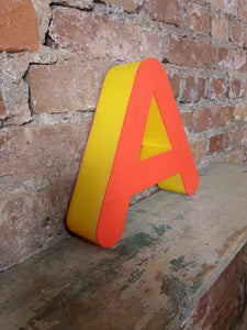 AAA Leuchtbuchstabe  /