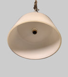 Deckenlampe aus weißem Glas  /