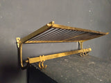 Garderobe aus Messing  /