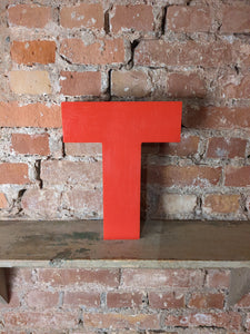 TTT Leuchtbuchstabe  /