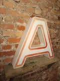 AAA Leuchtbuchstabe    *