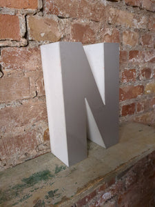 NNN Leuchtbuchstabe  /