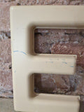 EEE Kunststoff Buchstabe Nr 3