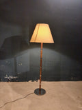 Stehlampe  /