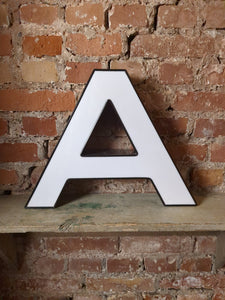 AAA Leuchtbuchstabe  /