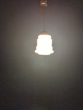 Deckenlampe weiß 30er Jahre   /