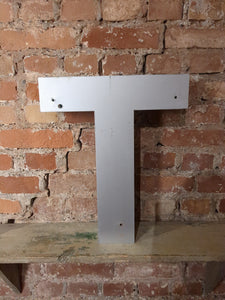 TTT Leuchtbuchstabe  /