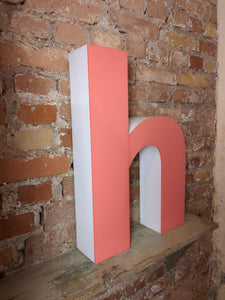 hhh Leuchtbuchstabe  /