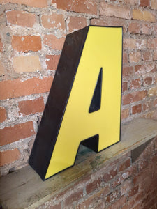 AAA Leuchtbuchstabe  /