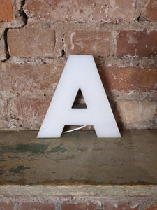 AAA Leuchtbuchstabe  /