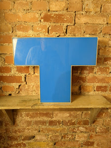 TTT Leuchtbuchstabe  /