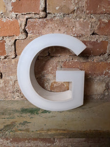 GGG Leuchtbuchstabe  /