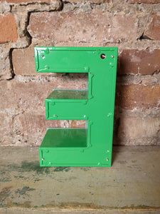 EEE Leuchtbuchstabe  /