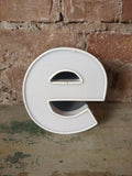 eee Leuchtbuchstabe  /