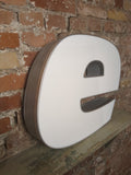 eee Leuchtbuchstabe  /