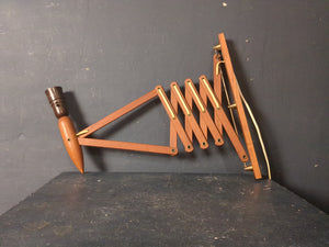Wandlampe Scherenlampe Teakholz 60er Jahre Dänemark  /