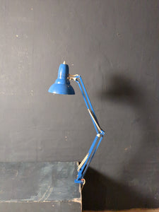 Schreibtisch Lampe schwenkbar  /