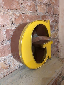 GGG Leuchtbuchstabe  /