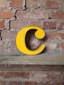 ccc Leuchtbuchstabe  /