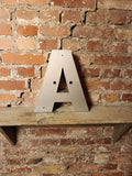 AAA Leuchtbuchstabe     *