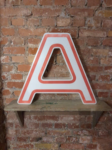 AAA Leuchtbuchstabe  /