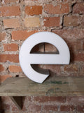 eee Leuchtbuchstabe   /