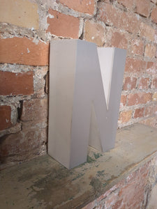 NNN Leuchtbuchstabe  /