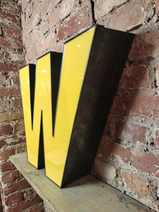 WWW Leuchtbuchstabe  /
