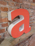 aaa Leuchtbuchstabe  /
