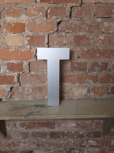 TTT Leuchtbuchstabe  /