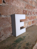 EEE Leuchtbuchstabe   /