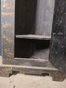 Eck Schrank mit asiatischer Bemalung  /