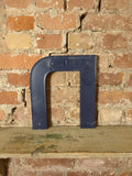 nnn Kunststoff Buchstabe  /