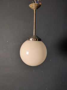 Deckenlampe Kugelform weiß 30er Jahre  /
