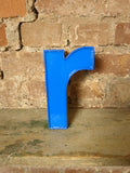 rrr Leuchtbuchstabe  /