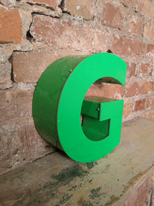 GGG Leuchtbuchstabe  /