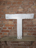 TTT Leuchtbuchstabe  /