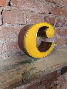 ccc Leuchtbuchstabe  /