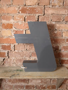 ttt Leuchtbuchstabe  /