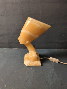 Lampe in Büsten Form der Nofretete aus Onyx   /