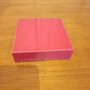 Plastikbuchstabe i -Punkt